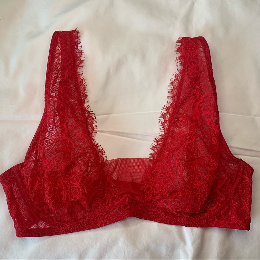 Victoria’s Secret Very Sexy Unlined Lace Plunge Red Bra